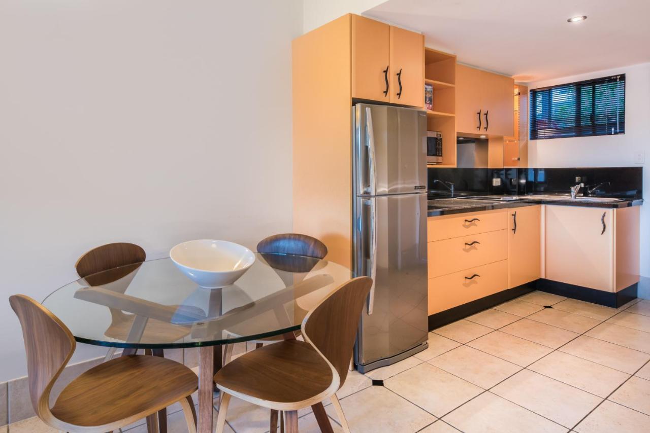 At Waterfront Whitsunday Retreat - Adults Only Aparthotel Airlie Beach Εξωτερικό φωτογραφία