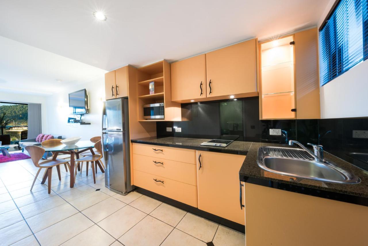 At Waterfront Whitsunday Retreat - Adults Only Aparthotel Airlie Beach Εξωτερικό φωτογραφία